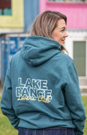 Lakedance Hoodie | Unisex | Zeegroen 2025